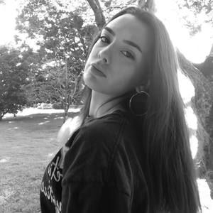 Meet your Posher, Hailey